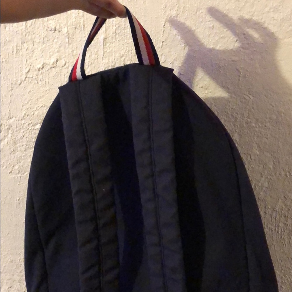 backpack - Picture 3 of 4